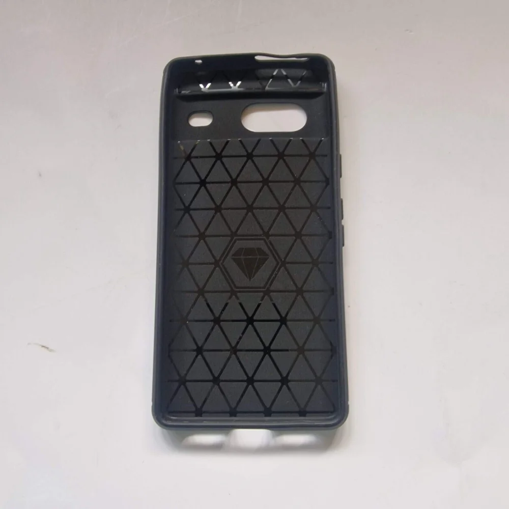 Pixel 7 Silicone Shockproof Carbon Fibre Phone Cover - Picture 2 of 3